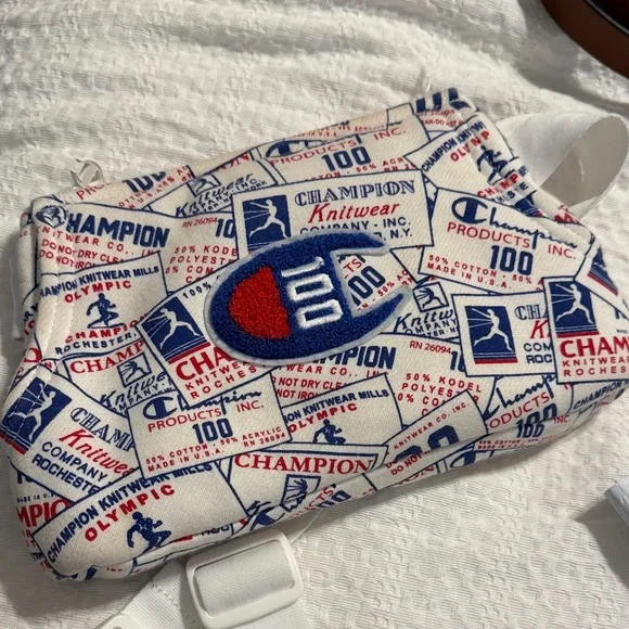 Champion White and Blue fanny pack. Unisex - Picture 1 of 3